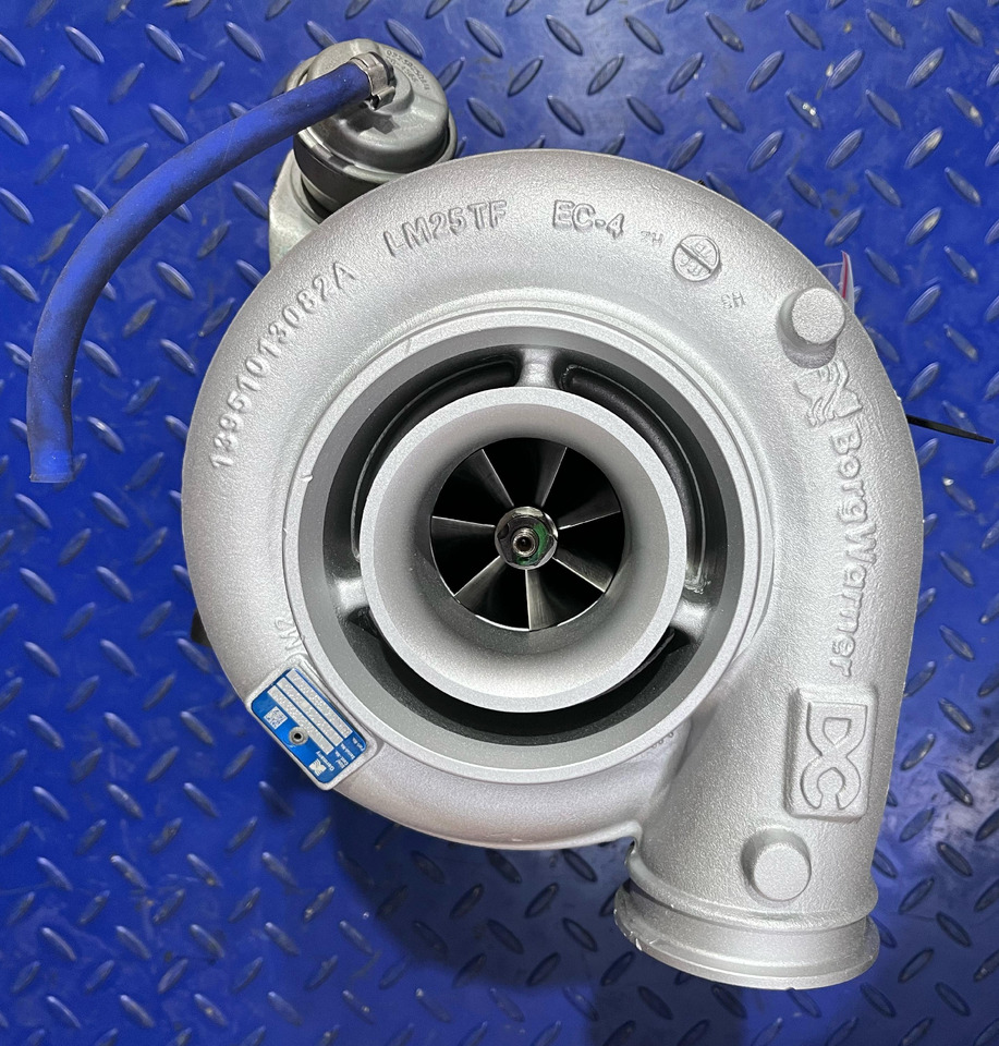 Mercedes Benz Turbocharger A4700961899 OM470 Euro 6 - 涡轮增压器:图1 Mercedes Benz Turbocharger A4700961899 OM470 Euro 6 - 涡轮增压器:图1