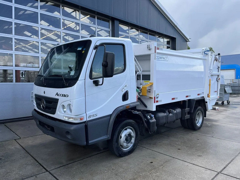 Mercedes-Benz Accelo 815 4x2 Garbage Compactor (2 units) Accelo 815 4x2 Garbage Compactor (2 units) - 垃圾车:图1 Mercedes-Benz Accelo 815 4x2 Garbage Compactor (2 units) Accelo 815 4x2 Garbage Compactor (2 units) - 垃圾车:图1