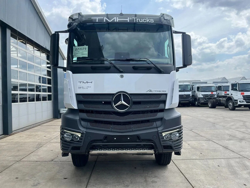 Mercedes-Benz Actros 3348 S 6x4 Tractor Head - 牵引车:图2 Mercedes-Benz Actros 3348 S 6x4 Tractor Head - 牵引车:图2