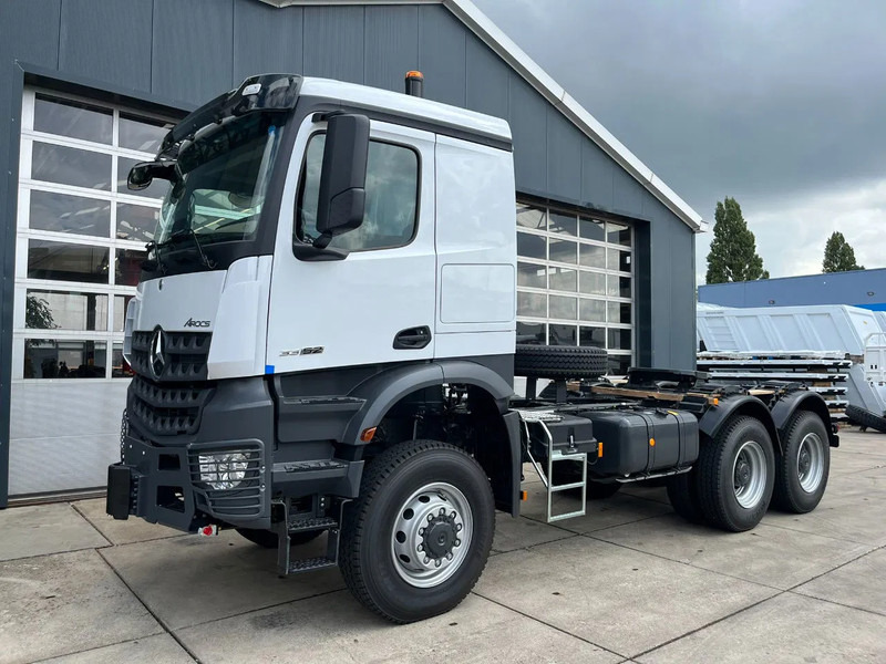 Mercedes-Benz Arocs 4058 AS 6x6 Tractor Head 180T Push Pull (Pre order) - 牵引车:图1 Mercedes-Benz Arocs 4058 AS 6x6 Tractor Head 180T Push Pull (Pre order) - 牵引车:图1
