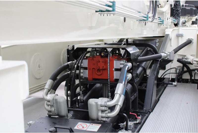 新的 混凝土泵车 Mercedes-Benz Arocs 4140 8x4 Sany SY43 Concrete pump Build by Putzmeister：图12