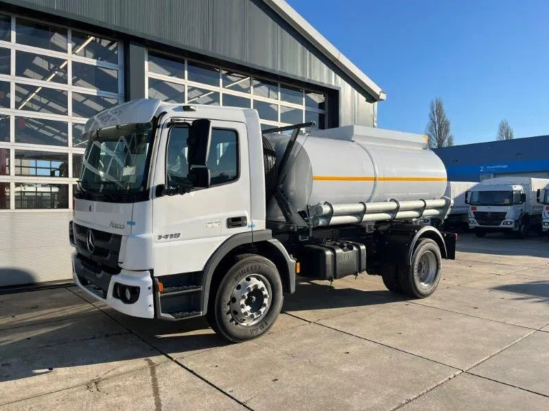 Mercedes-Benz Atego 1418 4x2 Fuel Tank Truck - 罐车:图1 Mercedes-Benz Atego 1418 4x2 Fuel Tank Truck - 罐车:图1