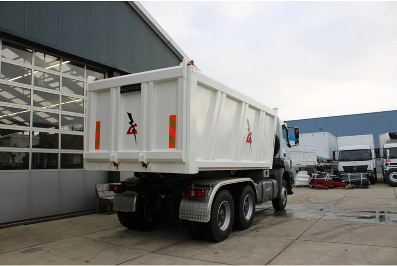 Mercedes-Benz Axor 3344 K 6x4 Tipper Truck - 翻斗车:图4 Mercedes-Benz Axor 3344 K 6x4 Tipper Truck - 翻斗车:图4