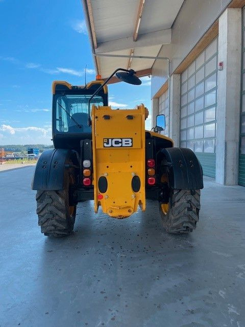 JCB 535-95 Turbo Powershift - 轮式装载机:图4 JCB 535-95 Turbo Powershift - 轮式装载机:图4