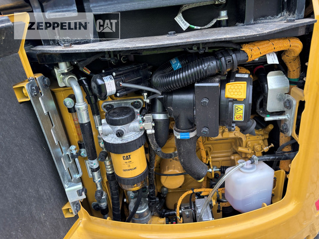 小型挖掘机 Cat 301.8-05A:图16 小型挖掘机 Cat 301.8-05A:图16