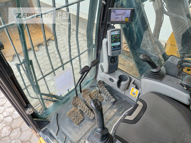 履带式挖掘机 Cat 390FL:图46 履带式挖掘机 Cat 390FL:图46