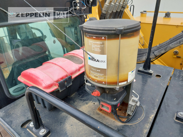 履带式挖掘机 Cat 390FL:图40 履带式挖掘机 Cat 390FL:图40