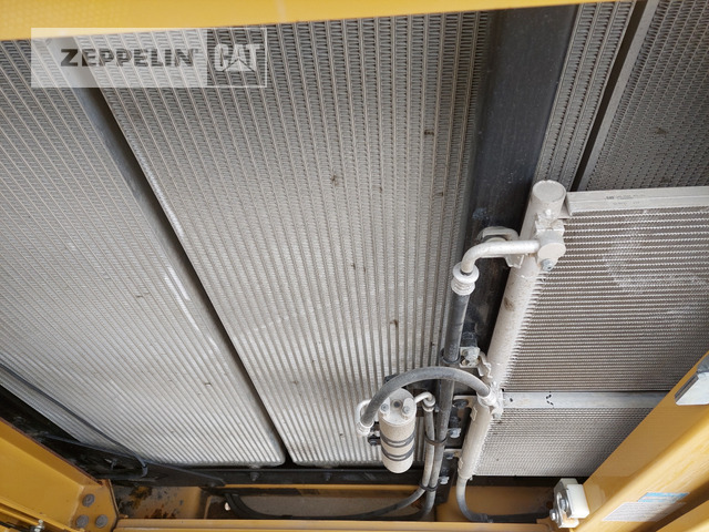 履带式挖掘机 Cat 390FL:图39 履带式挖掘机 Cat 390FL:图39