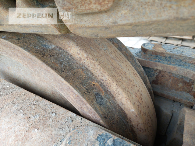 履带式挖掘机 Cat 390FL:图18 履带式挖掘机 Cat 390FL:图18