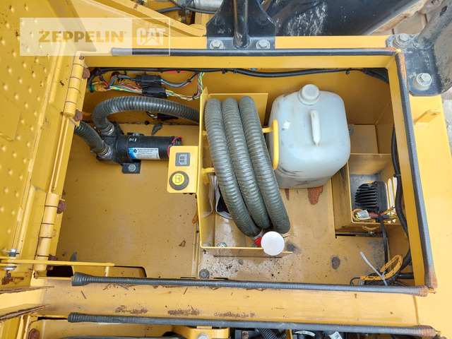 履带式挖掘机 Cat 390FL:图44 履带式挖掘机 Cat 390FL:图44