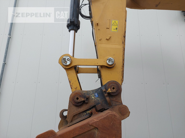 履带式挖掘机 Cat 390FL:图8 履带式挖掘机 Cat 390FL:图8