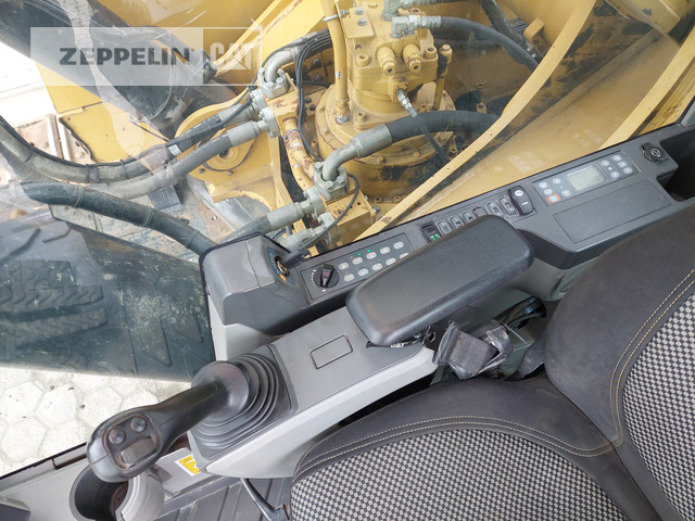 履带式挖掘机 Cat 390FL:图49 履带式挖掘机 Cat 390FL:图49