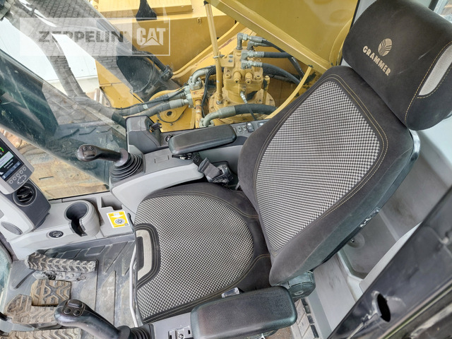 履带式挖掘机 Cat 390FL:图47 履带式挖掘机 Cat 390FL:图47