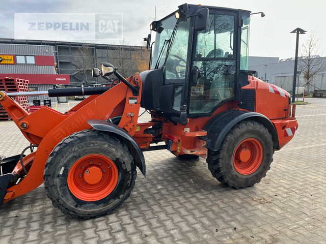 Cat 908H - 轮式装载机:图3 Cat 908H - 轮式装载机:图3