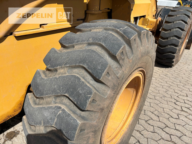轮式装载机 Cat 930G：图7