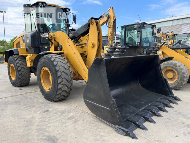 Cat 938M - 轮式装载机:图1 Cat 938M - 轮式装载机:图1