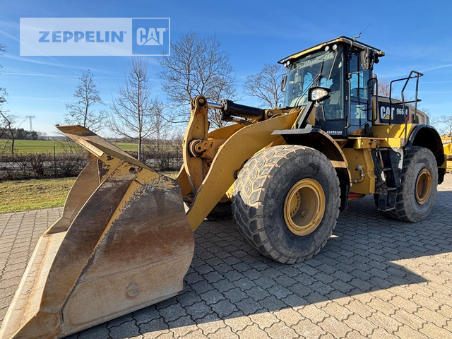 Cat 966M - 轮式装载机:图1 Cat 966M - 轮式装载机:图1