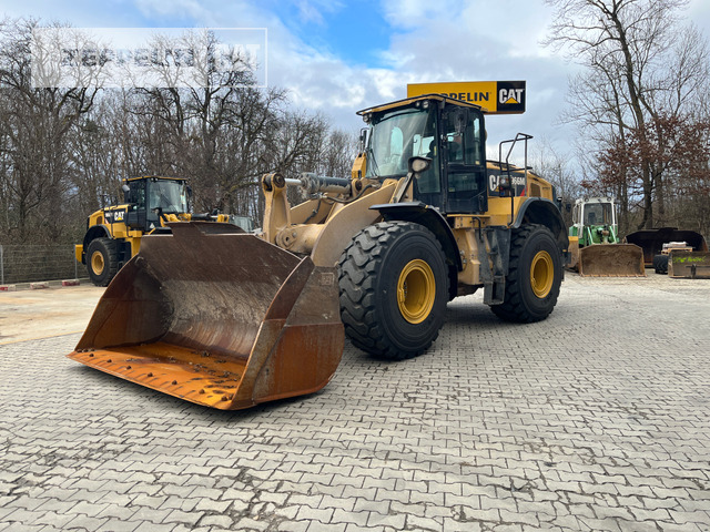 Cat 966M - 轮式装载机:图1 Cat 966M - 轮式装载机:图1