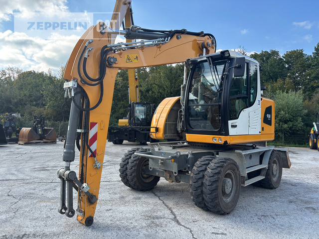 Liebherr A918 - 轮式挖掘机:图1 Liebherr A918 - 轮式挖掘机:图1
