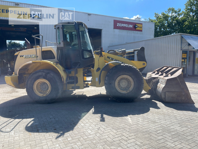 New Holland W190 - 轮式装载机:图2 New Holland W190 - 轮式装载机:图2
