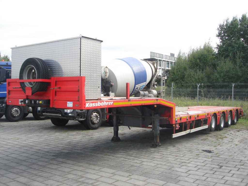 KAESSBOHRER Kaessbohrer LB4E Tiefladerauflieger EX-1 KK LOWBED AUSZIEHBAR-2x Lenkachsen - 低装载半拖车:图4 KAESSBOHRER Kaessbohrer LB4E Tiefladerauflieger EX-1 KK LOWBED AUSZIEHBAR-2x Lenkachsen - 低装载半拖车:图4