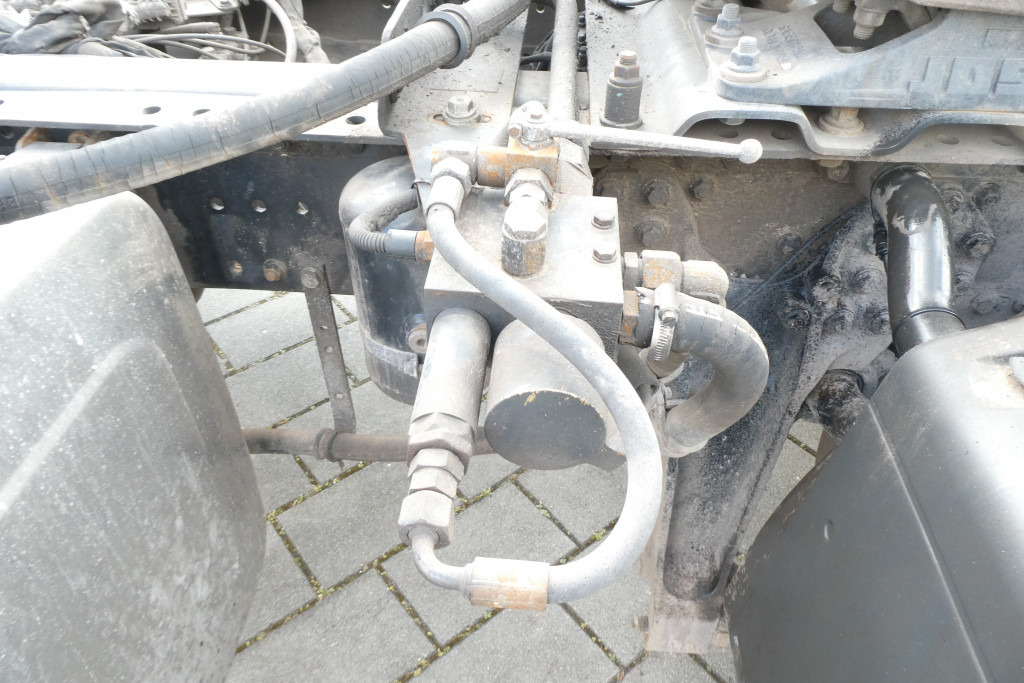 MAN TG-X 18.510 4x2 SZM Standklima, Retarder, Hydraulik - 牵引车:图3 MAN TG-X 18.510 4x2 SZM Standklima, Retarder, Hydraulik - 牵引车:图3