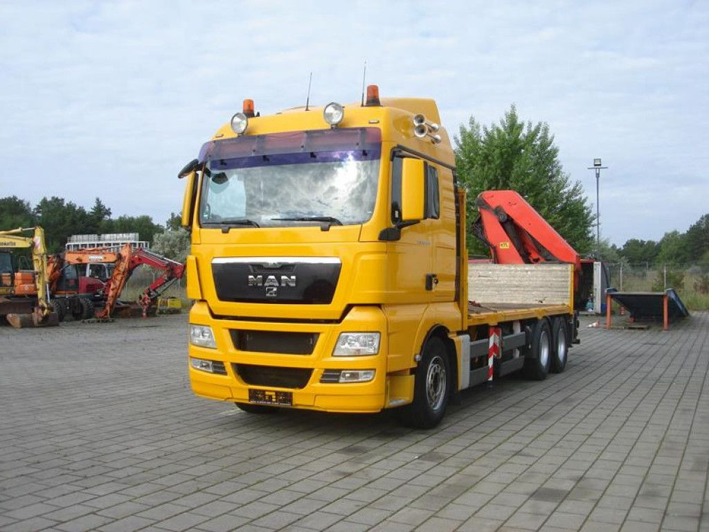 MAN TG-X 26.440 6x4 BL Pritsche Heckkran Palf. PK 42 - 栏板式/ 平板卡车, 起重车:图2 MAN TG-X 26.440 6x4 BL Pritsche Heckkran Palf. PK 42 - 栏板式/ 平板卡车, 起重车:图2