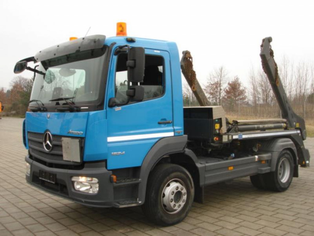 MERCEDES-BENZ Atego 1524 K Absetzkipper TOP +Funkfernbed. - 箕斗装载车:图1 MERCEDES-BENZ Atego 1524 K Absetzkipper TOP +Funkfernbed. - 箕斗装载车:图1