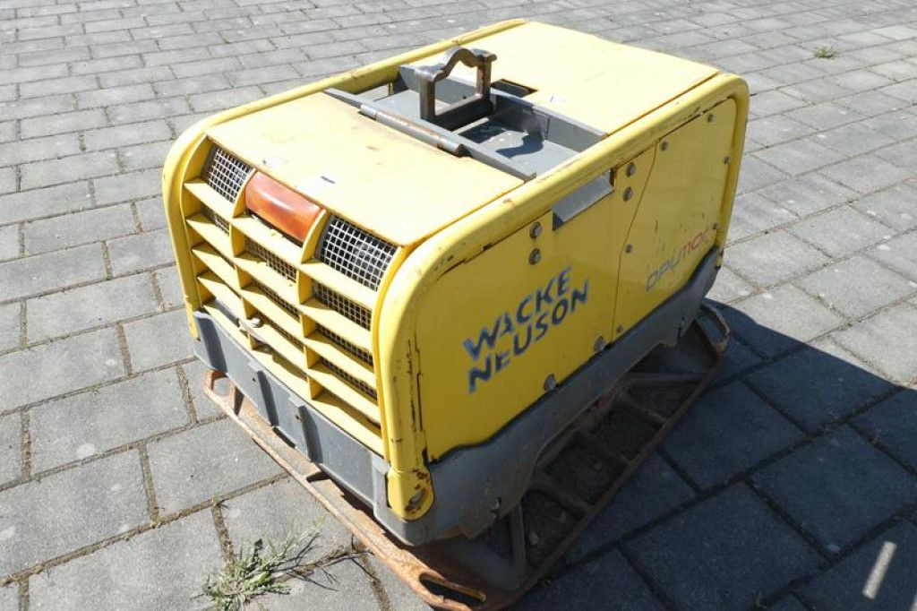 Wacker Rüttelplatte DPU 110rLem970 Baumaschine inkl. Fe - 振动板:图4 Wacker Rüttelplatte DPU 110rLem970 Baumaschine inkl. Fe - 振动板:图4