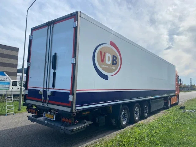 Krone koelvries met TK en onderschuifklep , aslift, - 冷藏半拖车:图4 Krone koelvries met TK en onderschuifklep , aslift, - 冷藏半拖车:图4