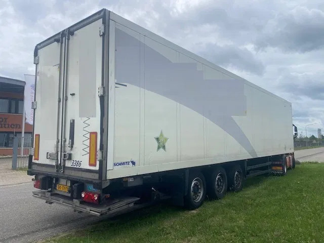 Schmitz Cargobull sko koelvries met carrier vector motor, saf assen disc brakes, 2 x lift , tuv gultig - 冷藏半拖车:图2 Schmitz Cargobull sko koelvries met carrier vector motor, saf assen disc brakes, 2 x lift , tuv gultig - 冷藏半拖车:图2