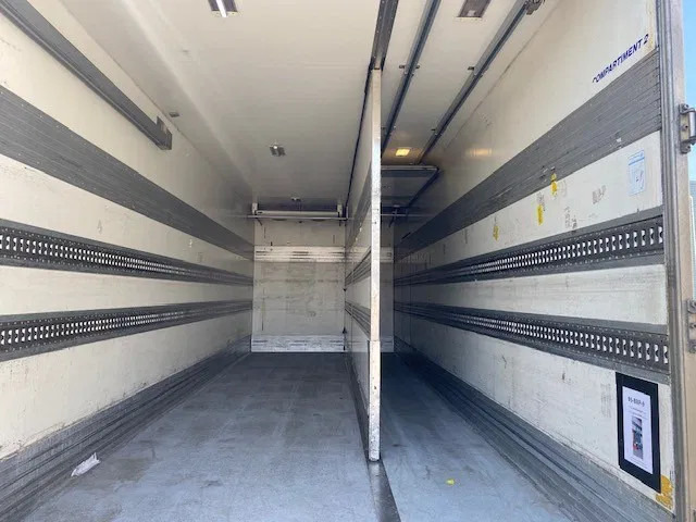 Volvo FM 330 2 temp koelvriesbak , 760 lang, 2 comp, carrier koeler, D"hollandia klep - 冷藏车:图4 Volvo FM 330 2 temp koelvriesbak , 760 lang, 2 comp, carrier koeler, D"hollandia klep - 冷藏车:图4
