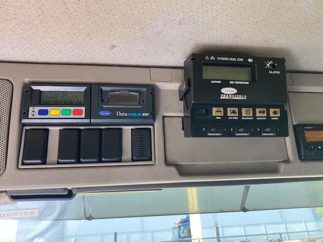 Volvo FM 330 2 temp koelvriesbak , 760 lang, 2 comp, carrier koeler, D"hollandia klep - 冷藏车:图5 Volvo FM 330 2 temp koelvriesbak , 760 lang, 2 comp, carrier koeler, D"hollandia klep - 冷藏车:图5