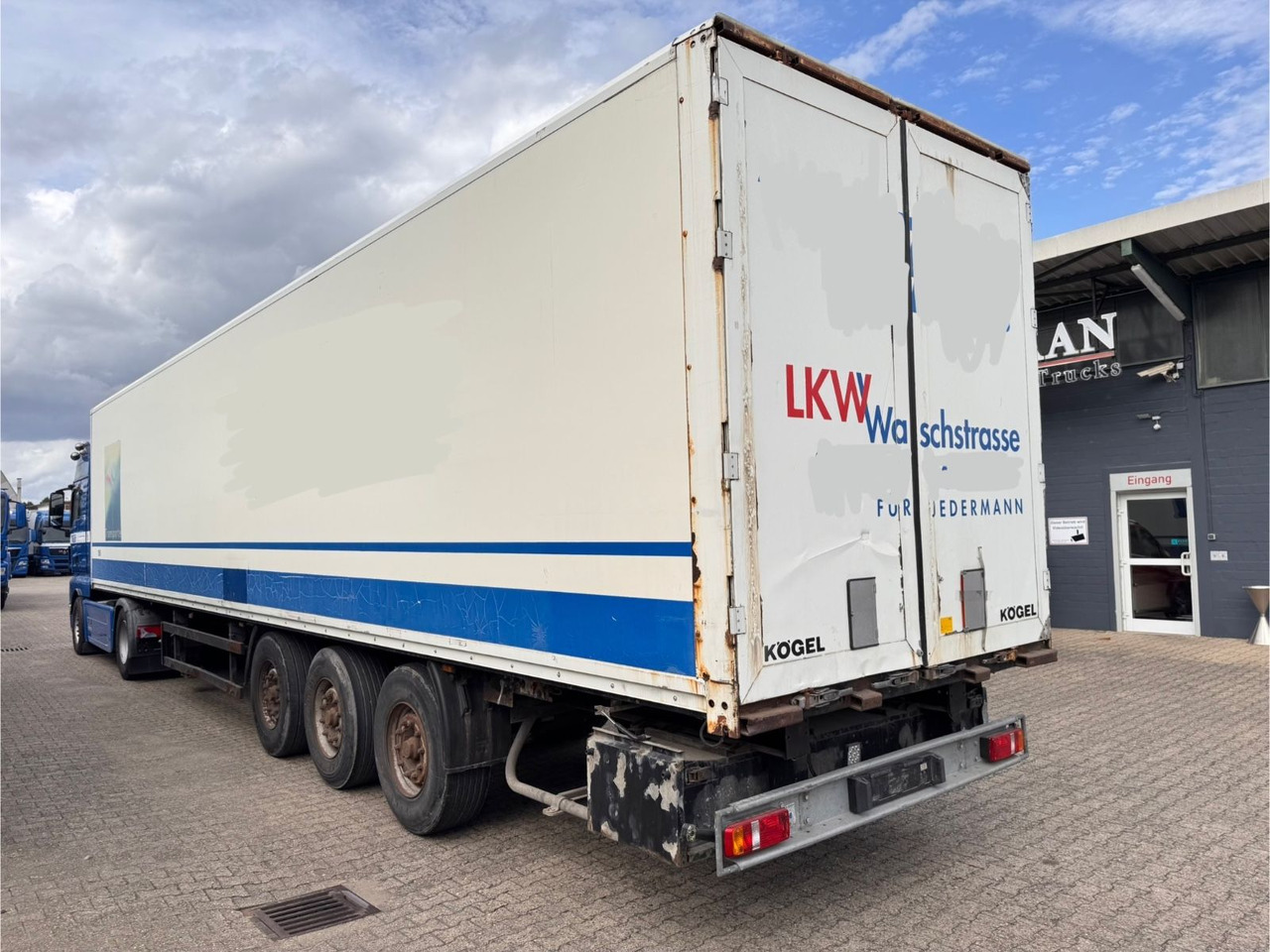 Kögel SPKH 24 Koffer 3-Achser - 封闭厢式半拖车:图5 Kögel SPKH 24 Koffer 3-Achser - 封闭厢式半拖车:图5