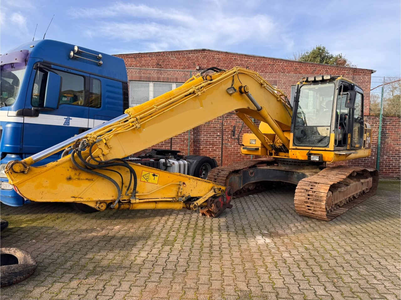 Komatsu PC 210 LCD-8 - 履带式挖掘机:图4 Komatsu PC 210 LCD-8 - 履带式挖掘机:图4