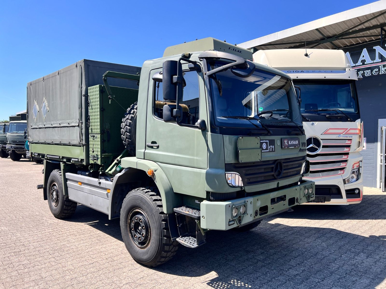 Mercedes-Benz 1018 Atego 4x4 Allrad Miltär Camper Expedition - 集装箱运输车/ 可拆卸车身的卡车:图2 Mercedes-Benz 1018 Atego 4x4 Allrad Miltär Camper Expedition - 集装箱运输车/ 可拆卸车身的卡车:图2