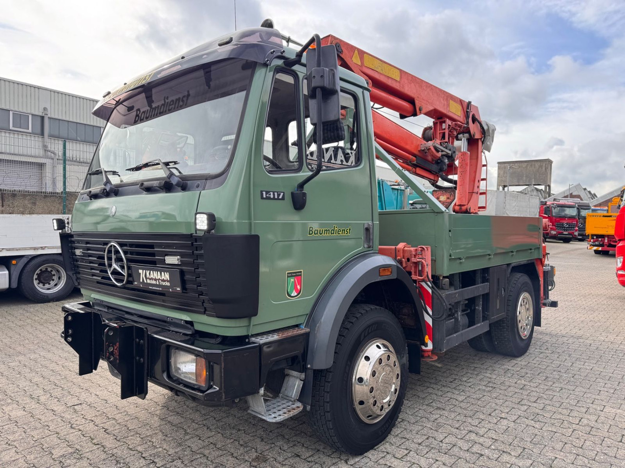 Mercedes-Benz 1417 AK Allrad Palfinger Montagekran 17,7m 64TKM - 起重车:图2 Mercedes-Benz 1417 AK Allrad Palfinger Montagekran 17,7m 64TKM - 起重车:图2