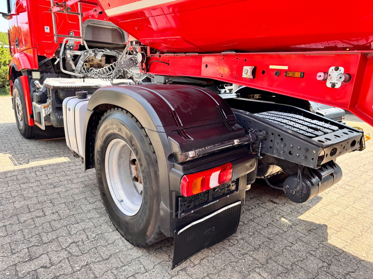Mercedes-Benz 1846 Actros LS Kipphydraulik Alcoa - 牵引车:图4 Mercedes-Benz 1846 Actros LS Kipphydraulik Alcoa - 牵引车:图4
