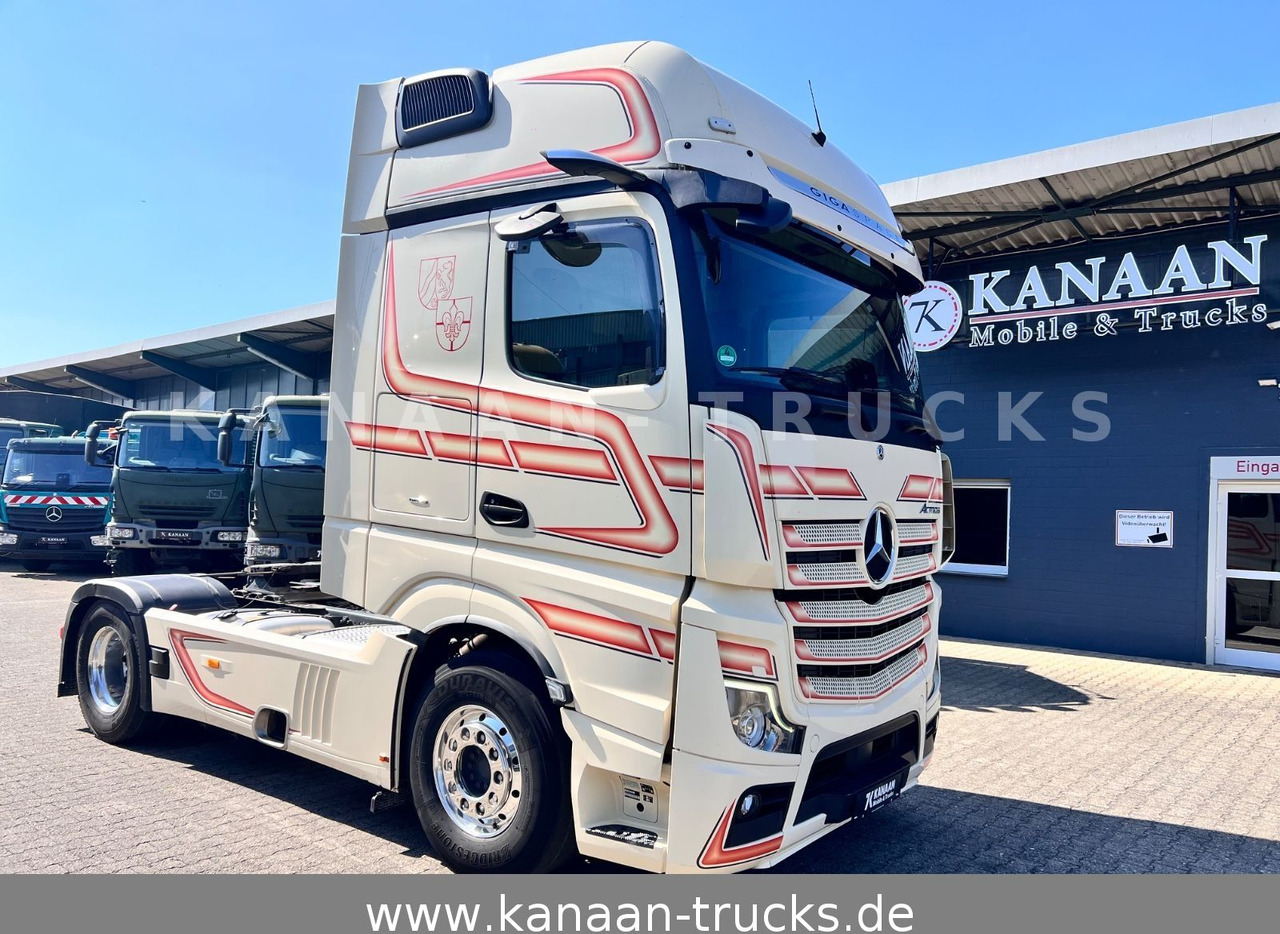 Mercedes-Benz 1848 LS Actros 5 GigaSpace - 牵引车:图1 Mercedes-Benz 1848 LS Actros 5 GigaSpace - 牵引车:图1