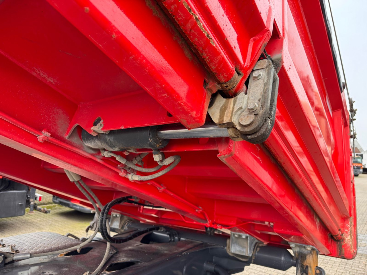 翻斗车 Mercedes-Benz 3246 K Arocs 8x4 Meiller Bordmatik:图18 翻斗车 Mercedes-Benz 3246 K Arocs 8x4 Meiller Bordmatik:图18