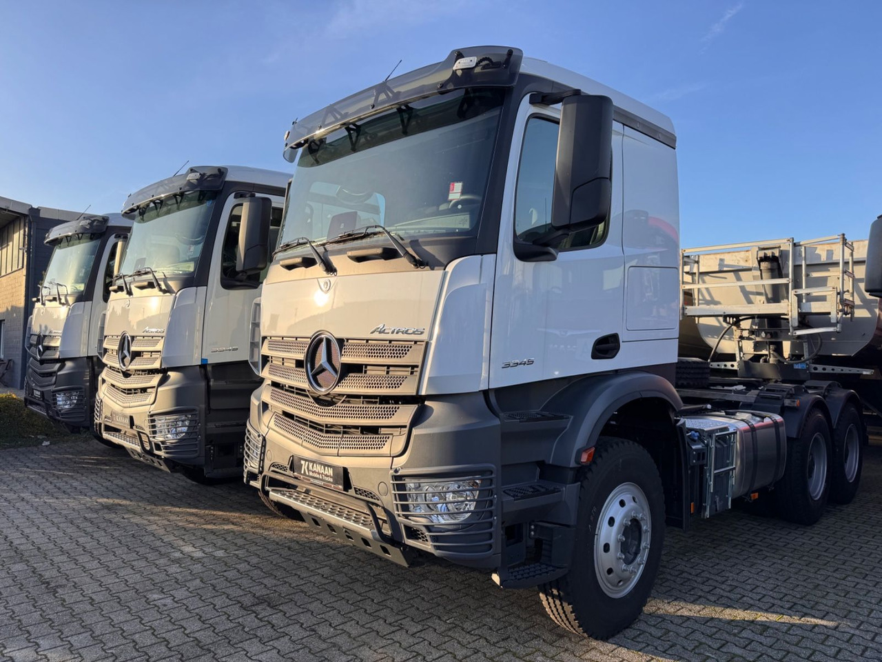 Mercedes-Benz 3345 S 6x4 Actros Manual Gear HeavyDuty NEW - 牵引车:图4 Mercedes-Benz 3345 S 6x4 Actros Manual Gear HeavyDuty NEW - 牵引车:图4