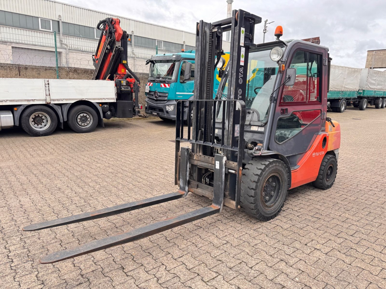 Toyota Tonero 35 Diesel Stapler 3.274h Sideshift - 柴油叉车:图3 Toyota Tonero 35 Diesel Stapler 3.274h Sideshift - 柴油叉车:图3