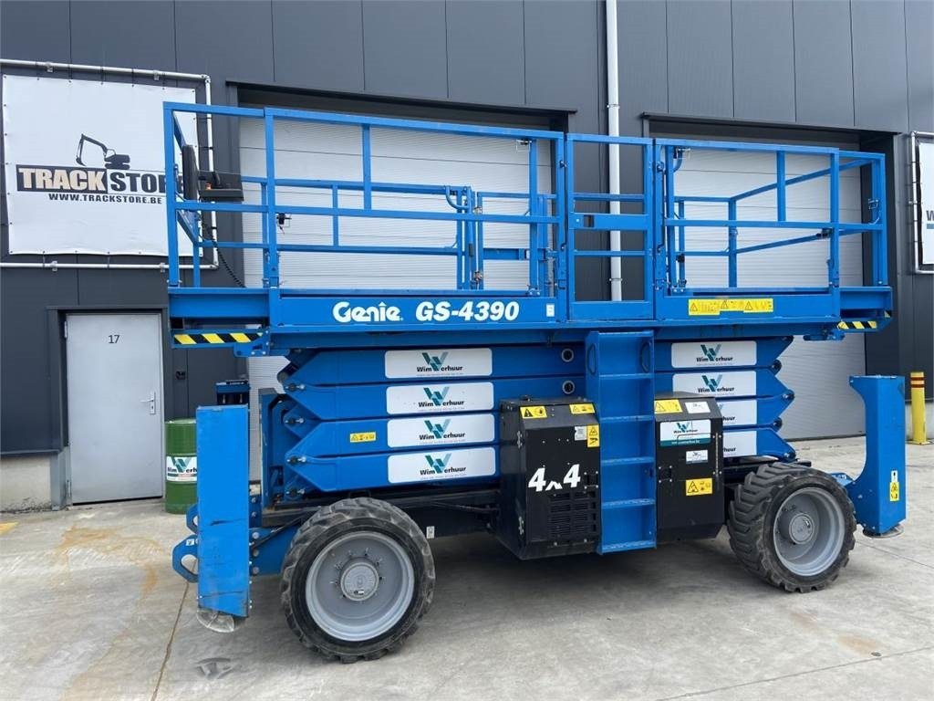 Genie GS4390RT (3214) - 剪式升降机:图3 Genie GS4390RT (3214) - 剪式升降机:图3