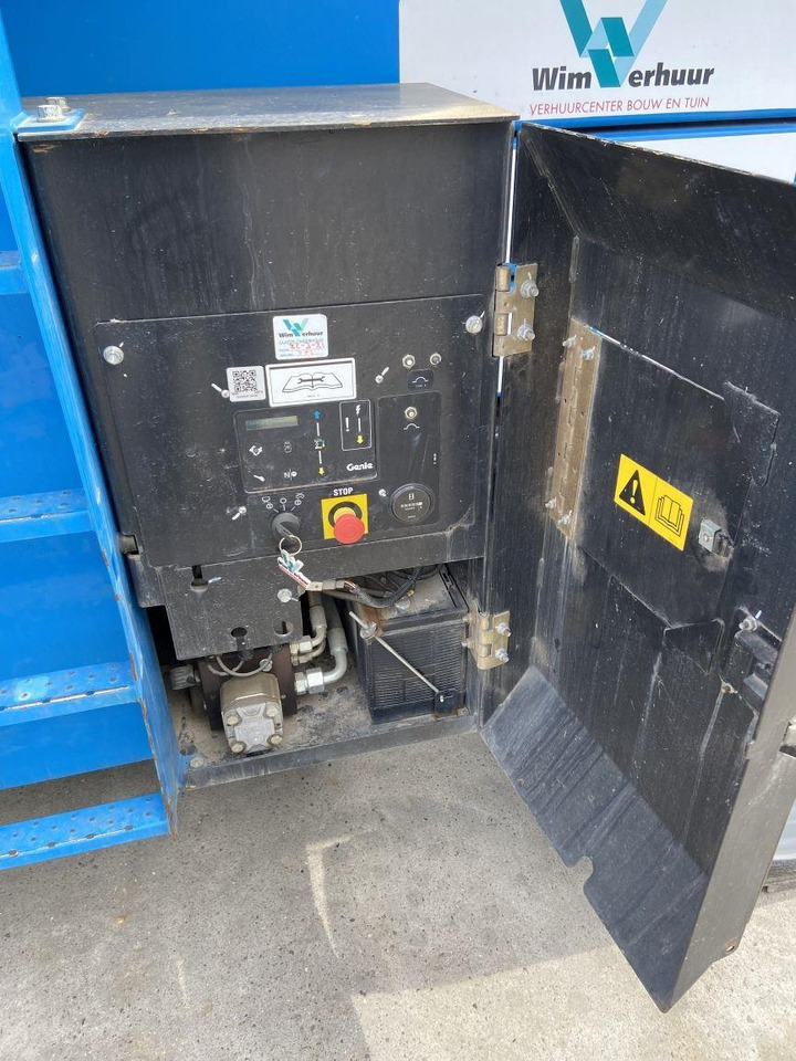 剪式升降机 Genie GS4390RT (3214)：图12