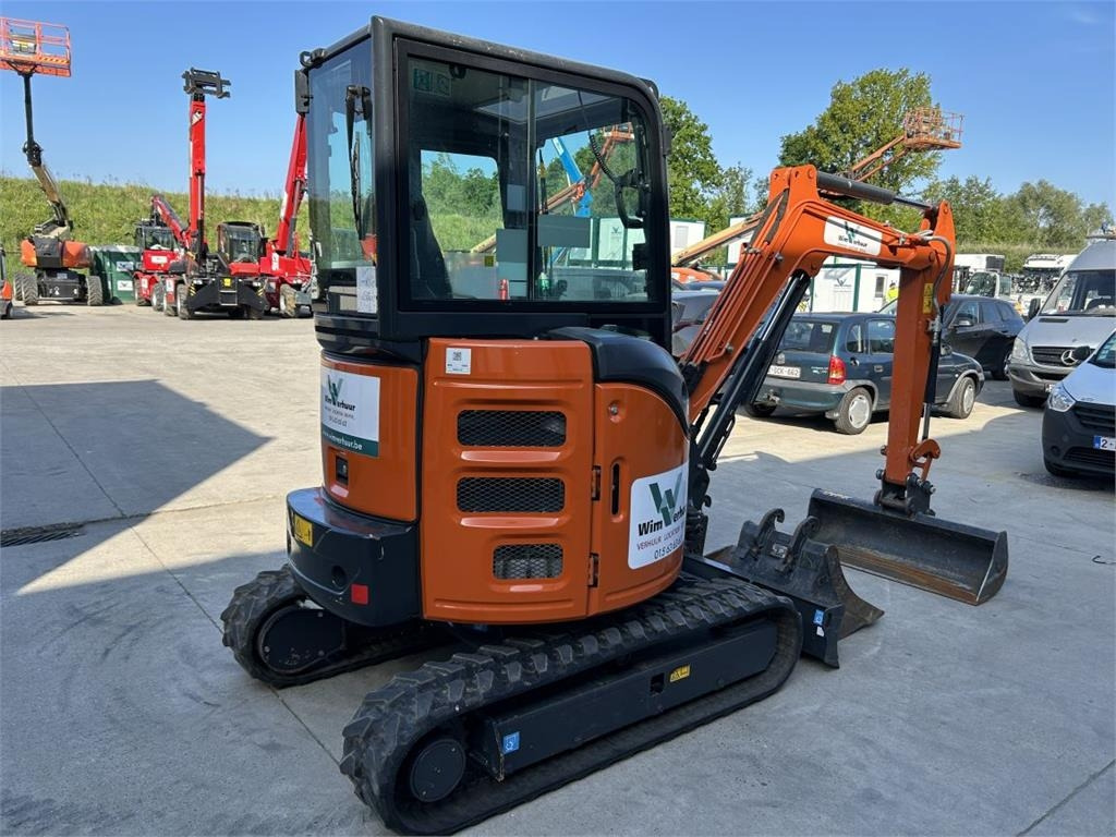 Hitachi ZX26U-6 (9989)  - 小型挖掘机:图5 Hitachi ZX26U-6 (9989)  - 小型挖掘机:图5