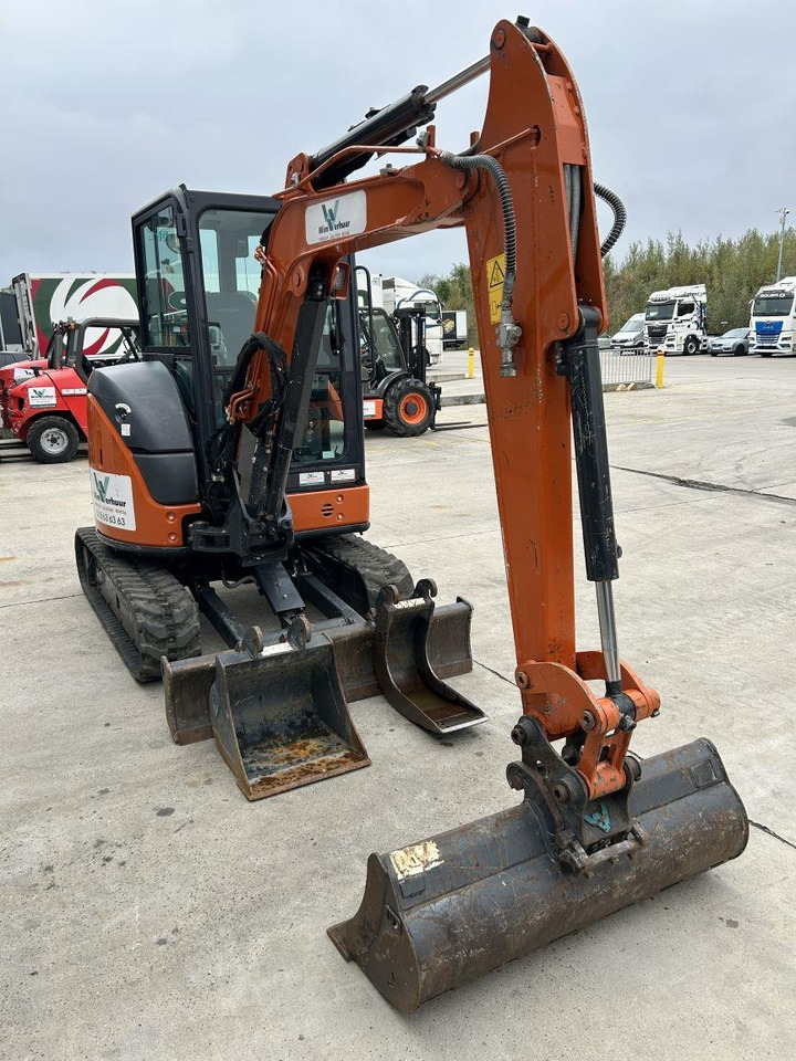 Hitachi ZX33U-6 (7789) - 小型挖掘机:图3 Hitachi ZX33U-6 (7789) - 小型挖掘机:图3
