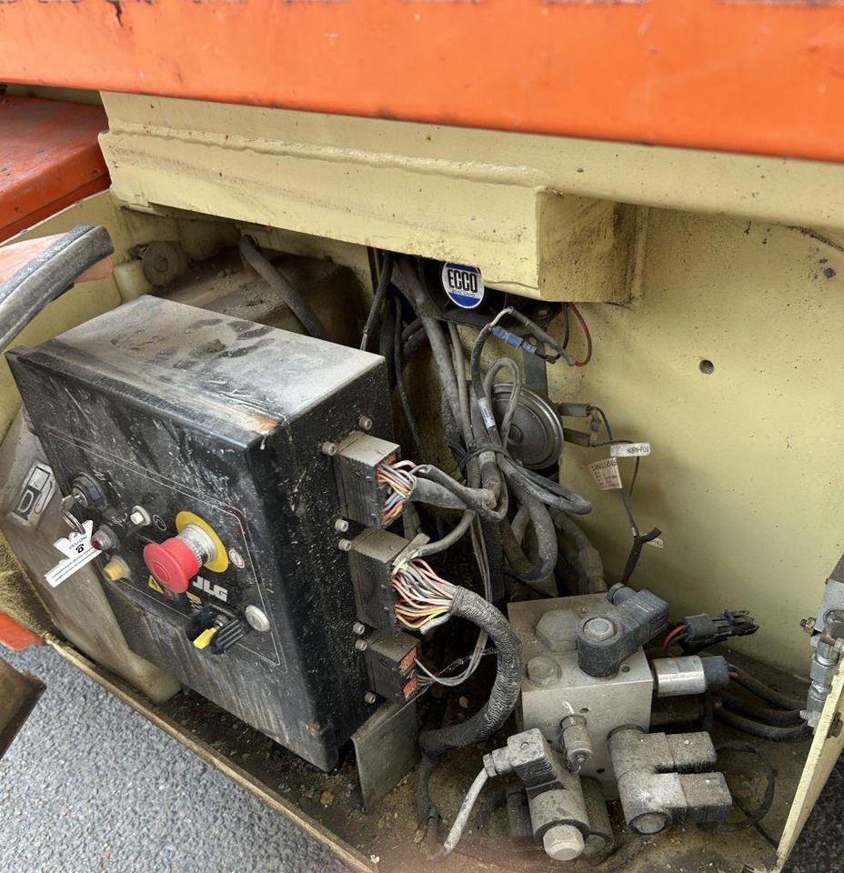 剪式升降机 JLG 4069 LE (3524)：图8