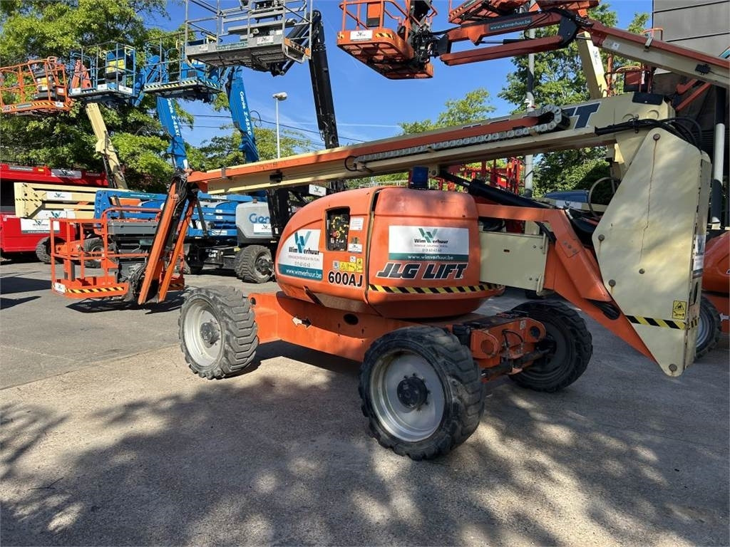 JLG 600 AJ (3218) - 铰接臂:图1 JLG 600 AJ (3218) - 铰接臂:图1