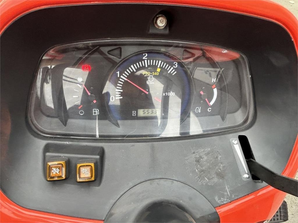 市政牵引车 Kubota L1-382 (7325):图11 市政牵引车 Kubota L1-382 (7325):图11