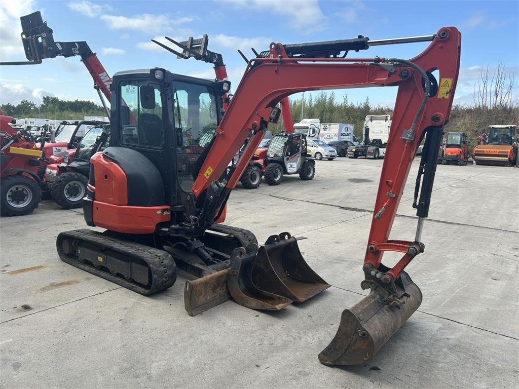Kubota U36-4 (7398)  - 小型挖掘机:图3 Kubota U36-4 (7398)  - 小型挖掘机:图3